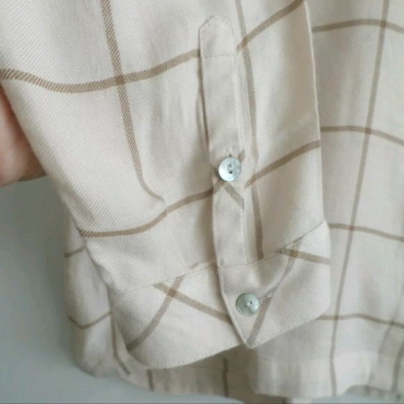 !! Sold!! J Jill Brushed-Twill Pleated-Back Shirt - Picture 8 of 10